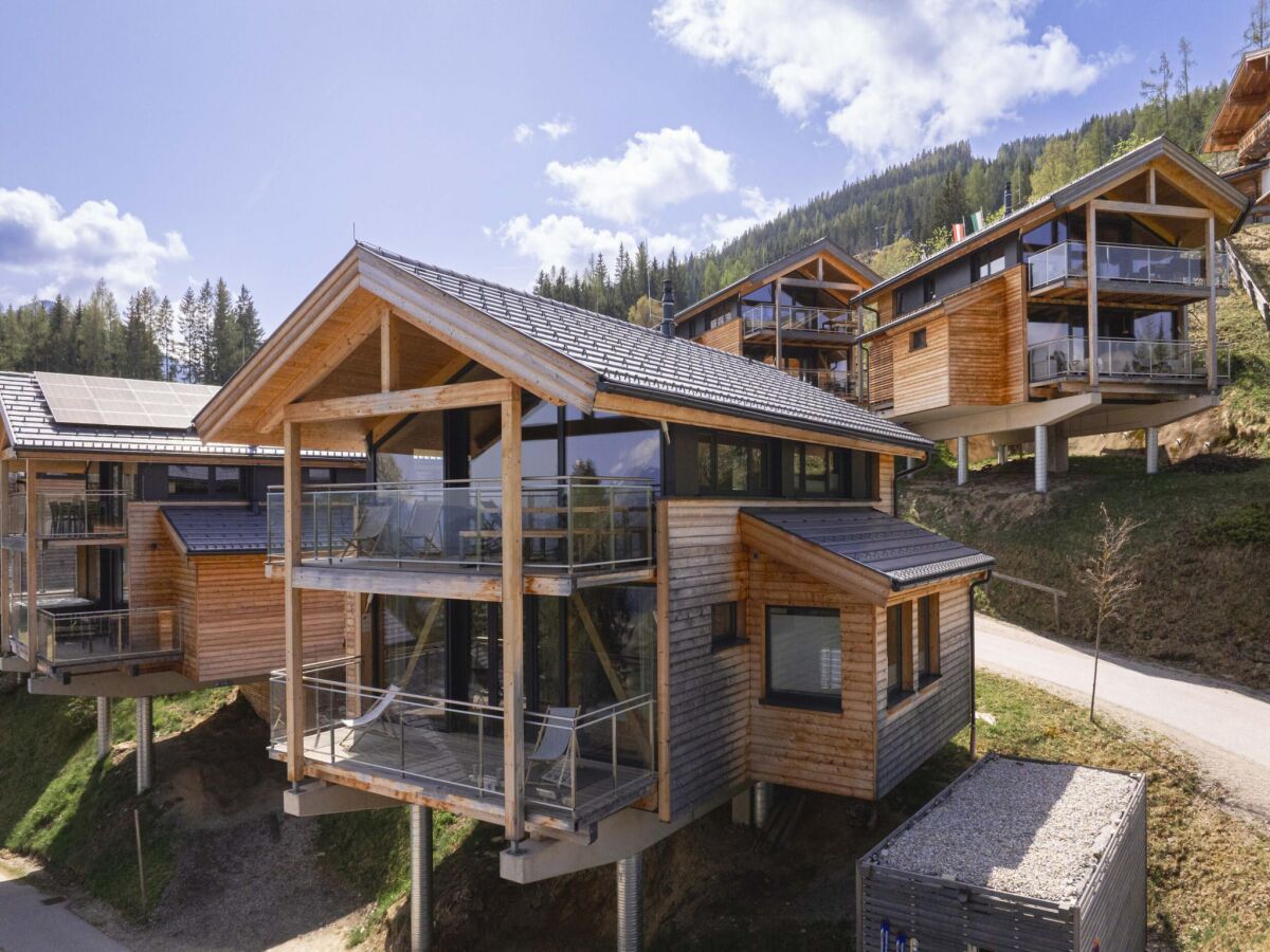 Holiday park Amazing chalet with Finnish Sauna
