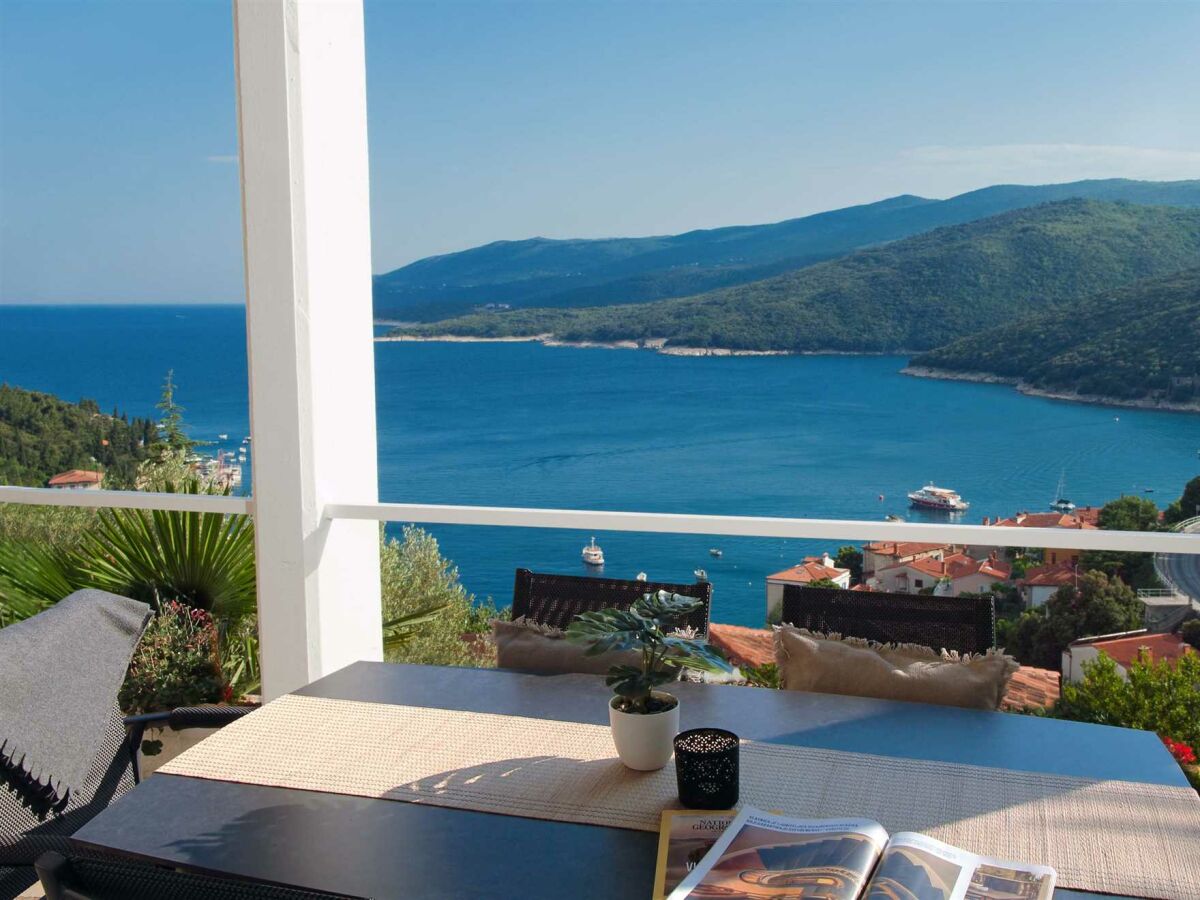 Apartment Design apartment Lillian with a beautiful sea view