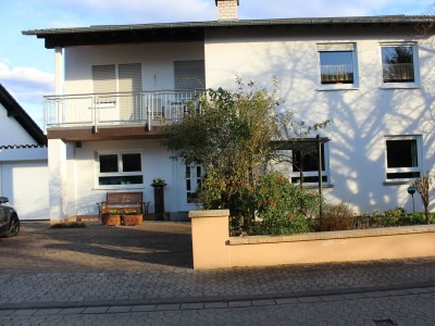 Apartment Appartement/Fewo, Dusche, WC, 2 Schlafräume in Bad Kreuznach-Winzenheim - Apartment