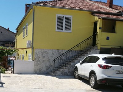 Apartment Apartment Rustica - Two bedroom apartment - Outdoor photo 7