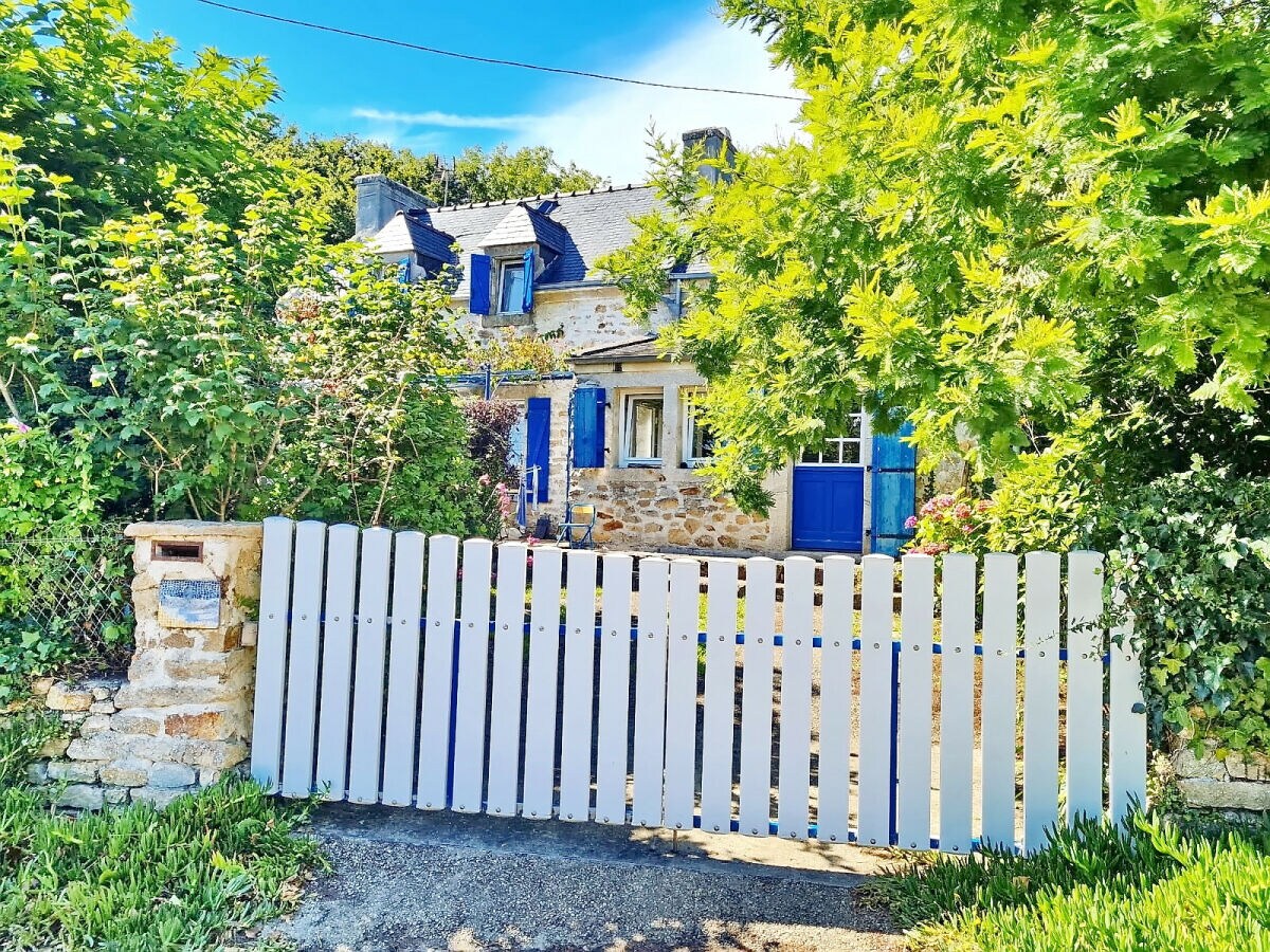Holiday house 733-Maison bretonne en pierre proche plages et GR3