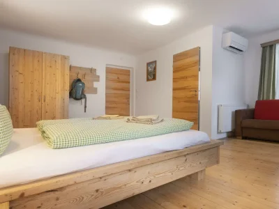 Holiday room Familienzimmer für 2 Erwachsen + 2 Kinder in Au an der Donau - Holiday room