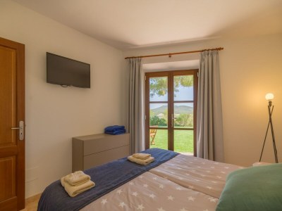 Holiday house Sa Tanca in Sant Joan mit Infinity Pool - Features photo 37