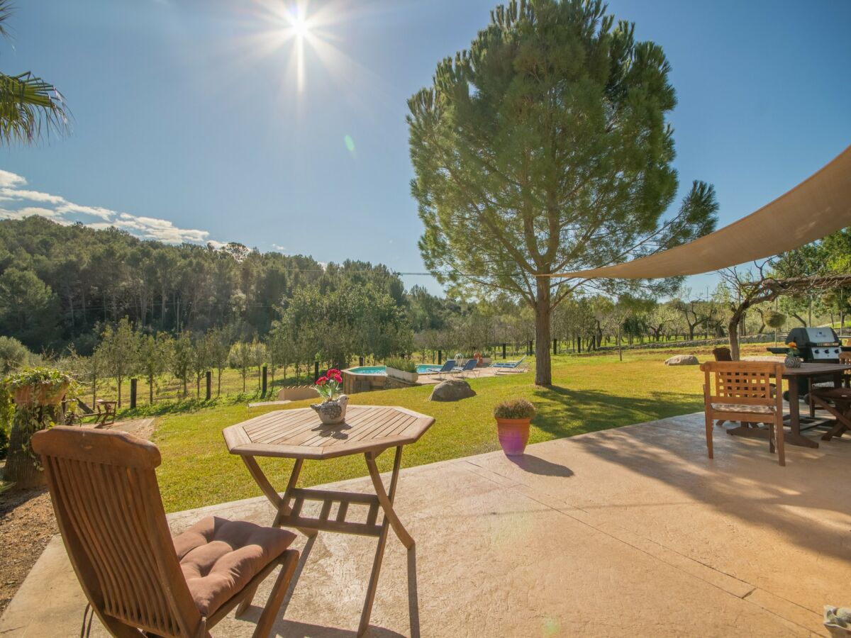 Villa Landhaus Banyols mit Pool