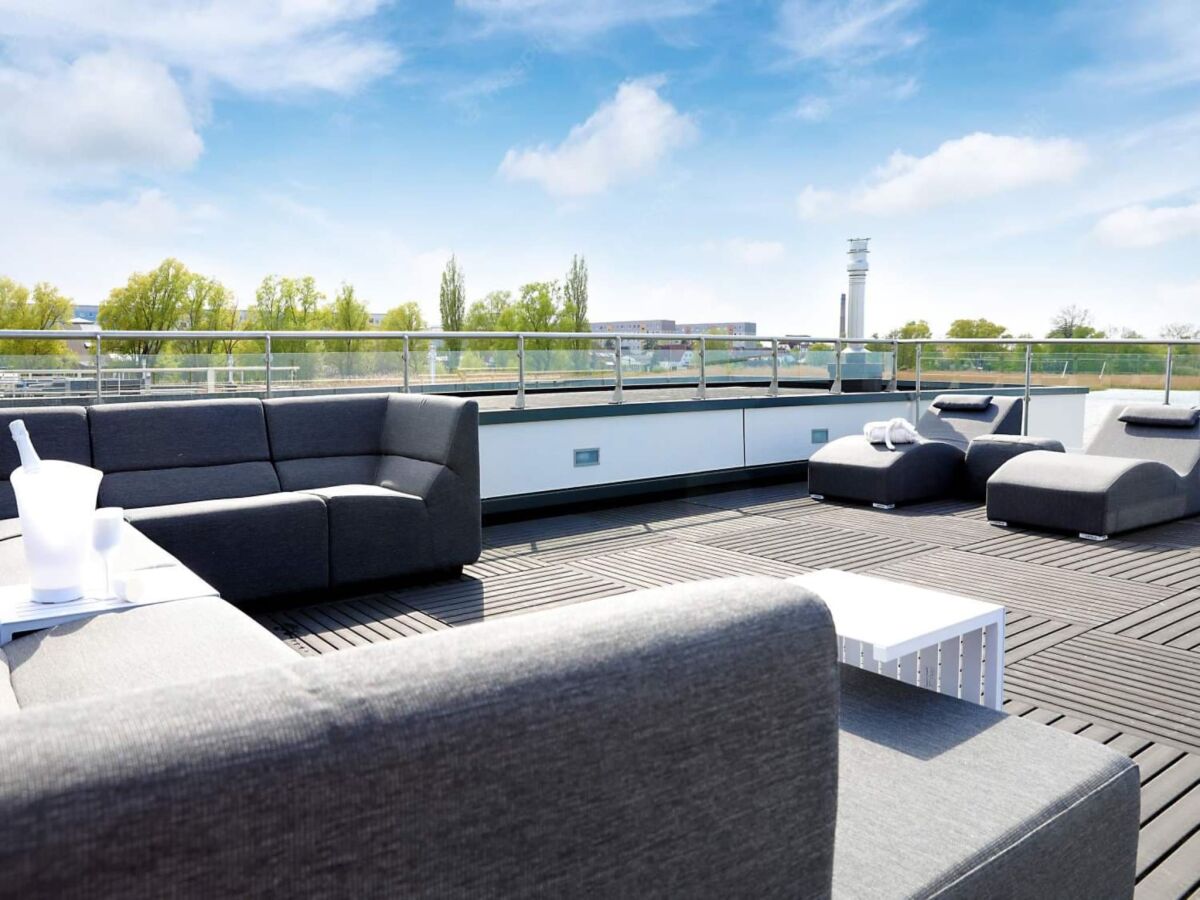 House boat Küstenkomfort mit Terrasse - Outdoor photo 4