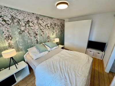 Apartment Riverside Retreat with Comfort - Features photo 15