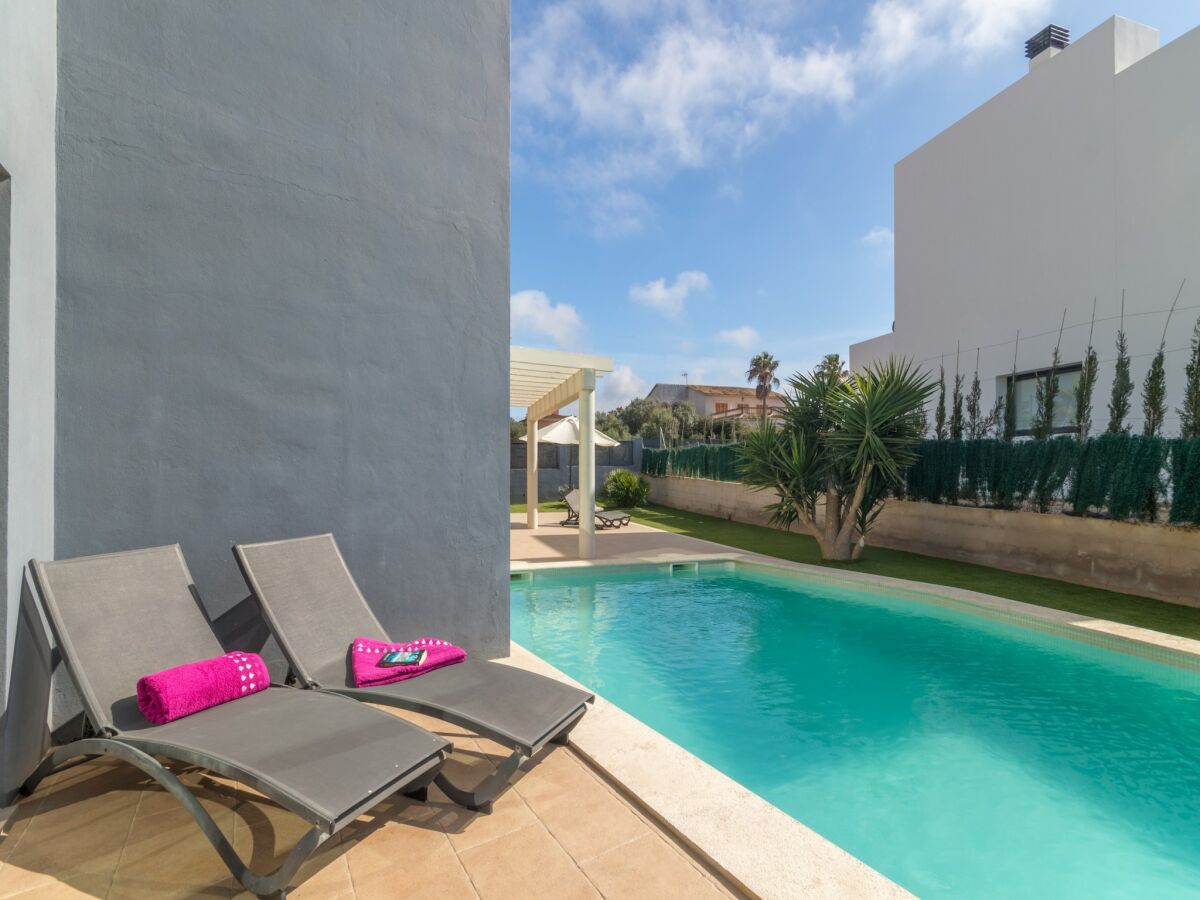 Villa La Primera Villa in Sa Torre