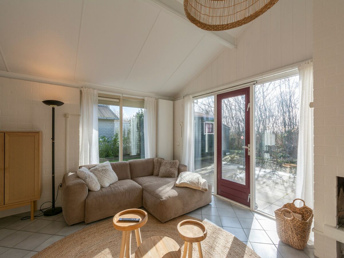 Holiday house Holiday home in Park De Watersnip near beach - Features photo 3