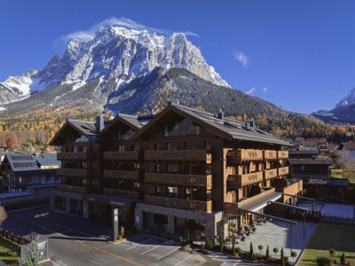 Chalet Welcoming chalet with balcony (No Deposit) - Outdoor photo 3