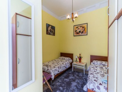 Apartment Rooms Katja & Lara - Twin Room (Katja) - Features photo 9