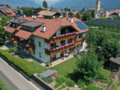Holiday apartment Morgenrot in Lana bei Meran - Holiday apartment