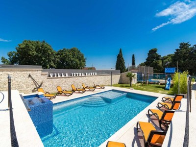 Villa Villa in Valtura nahe Amphitheater - Outdoor photo 14