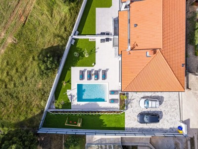 Villa Villa in Pula nahe Hidrobaza Strand - Outdoor photo 6