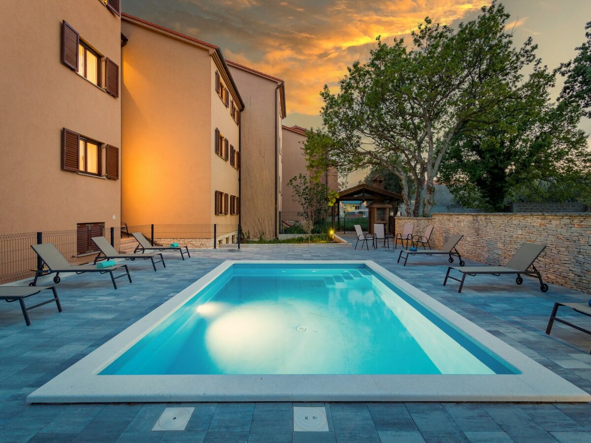Apartment Apartment mit Gemeinschaftspool