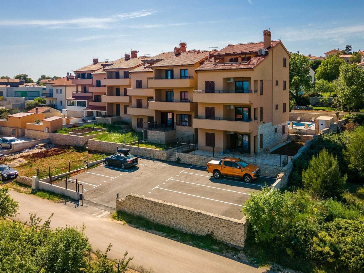 Apartment Haustierfreundliches Ferienhaus in Liznjan - Outdoor photo 5