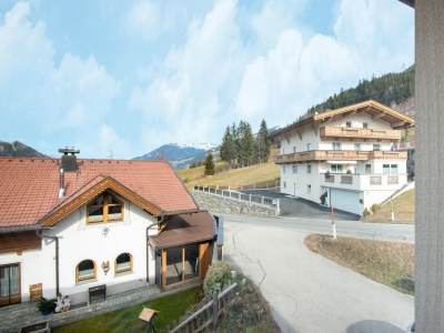 Chalet Chalet im Zillertal nahe Skibus - Environment photo 35