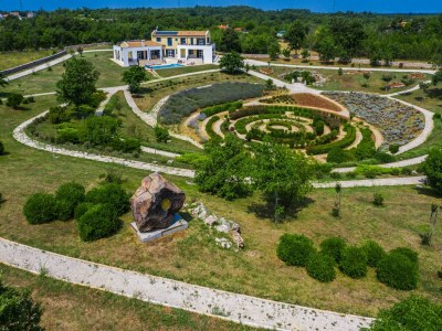 Villa Villa in Filipana with Private Heated Pool - Outdoor photo 13