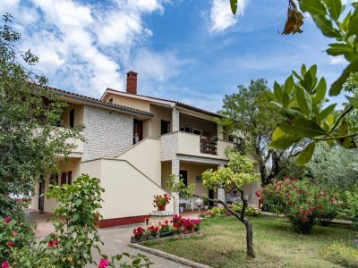 Apartment Wohnung in Fažana am Strand Valbandon - Outdoor photo 3