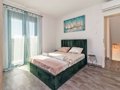 Villa Spacious villa in Pula with heated pool - Features photo 23