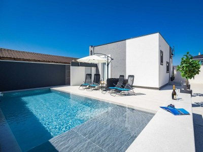 Villa Villa in Gajana mit beheiztem Pool - Outdoor photo 16