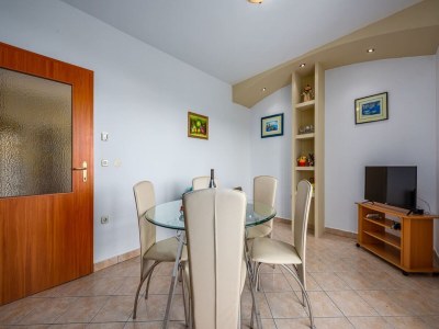 Apartment Wohnung in Drenje mit Pool und Meerblick - Features photo 16