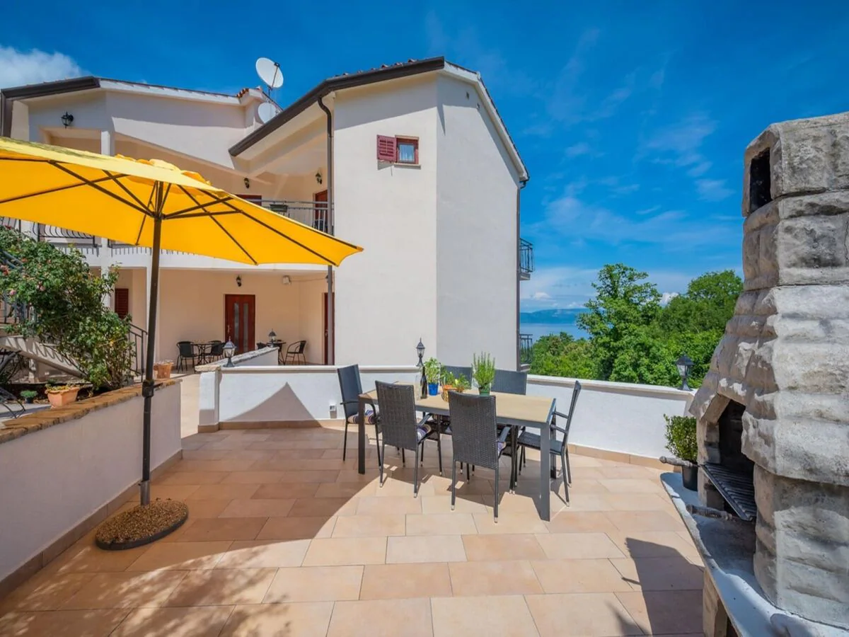Apartment Apartment in Drenje with Sea View & Pool - Outdoor photo 3