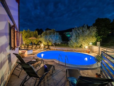 Apartment Apartment in Drenje with Sea View & Pool - Outdoor photo 11