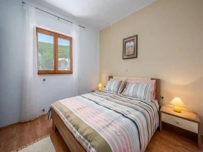 Apartment Apartment in Drenje with Sea View & Pool - Features photo 17