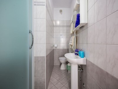 Apartment Wohnung in Drenje nahe Jadrena Strand - Features photo 19