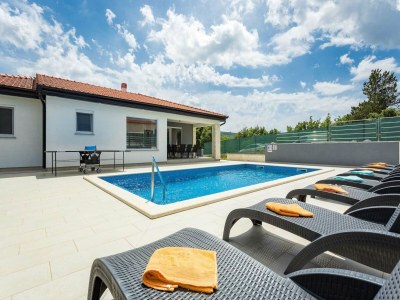 Holiday house Entspannende Sommerwohnung in Drenje - Outdoor photo 14