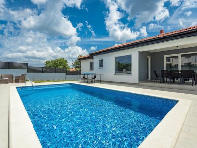 Holiday house Entspannende Sommerwohnung in Drenje - Outdoor photo 19