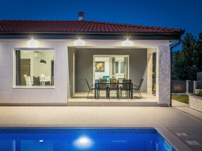 Holiday house Entspannende Sommerwohnung in Drenje - Outdoor photo 47
