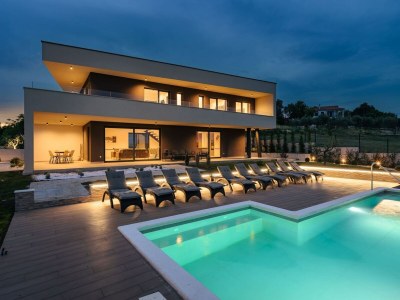 Villa Luxuriöse Villa mit Pool in Sveti Bartul - Outdoor photo 7