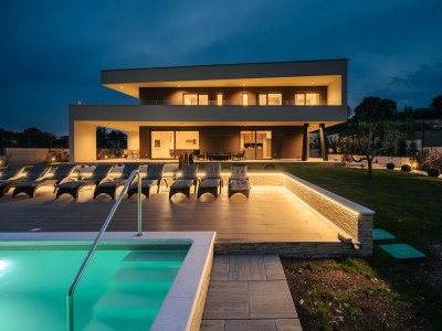 Villa Luxuriöse Villa mit Pool in Sveti Bartul - Outdoor photo 54
