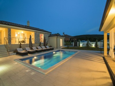 Villa Geräumige ländliche Villa mit Pool - Outdoor photo 8