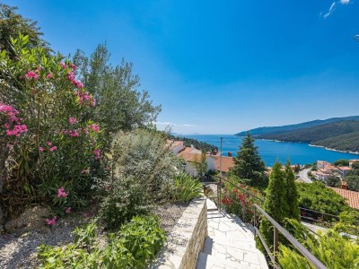 Apartment Apartment mit Meerblick in Rabac - Outdoor photo 8