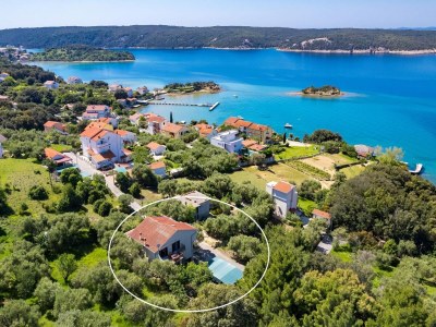 Apartment Apartment in Supetarska Draga near Sandy Beach - Outdoor photo 6