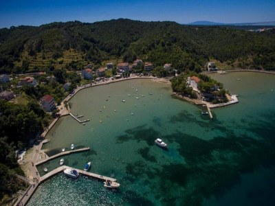Apartment Apartment in Supetarska Draga near Sandy Beach - Environment photo 19