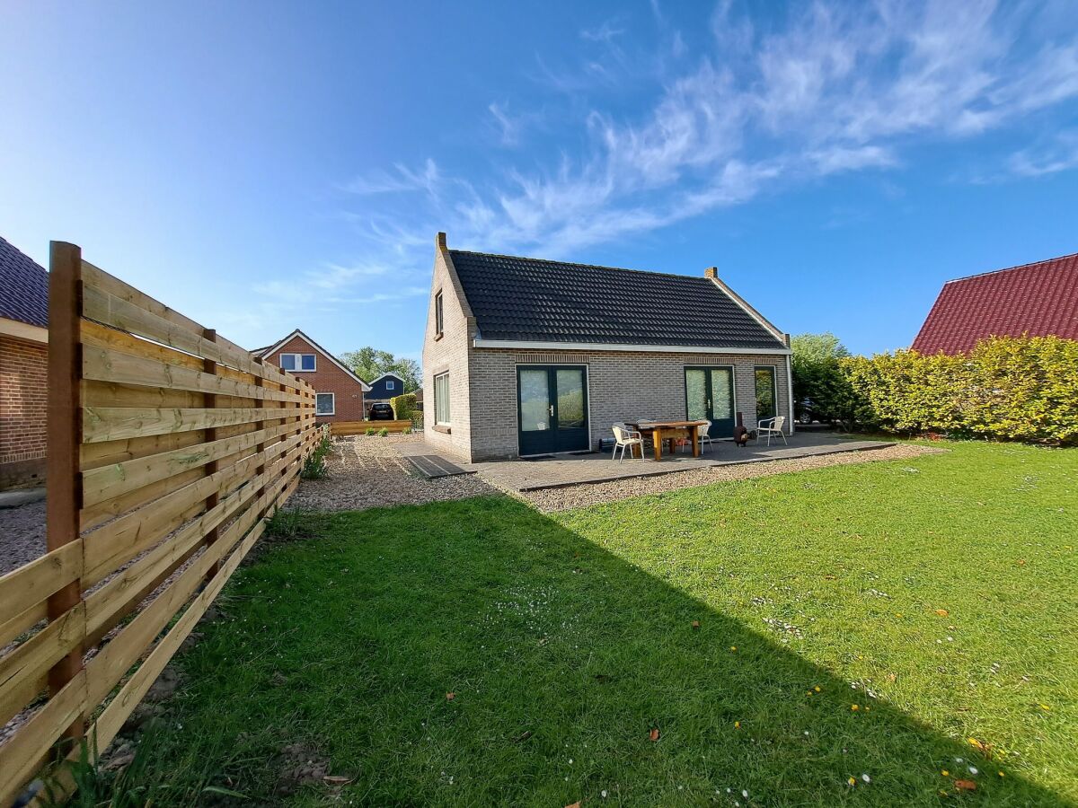 Holiday house Holiday Home near Wadden Sea Elfsteden Route