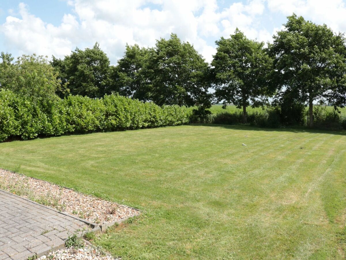 Holiday house Holiday Home near Wadden Sea Elfsteden Route - Outdoor photo 2