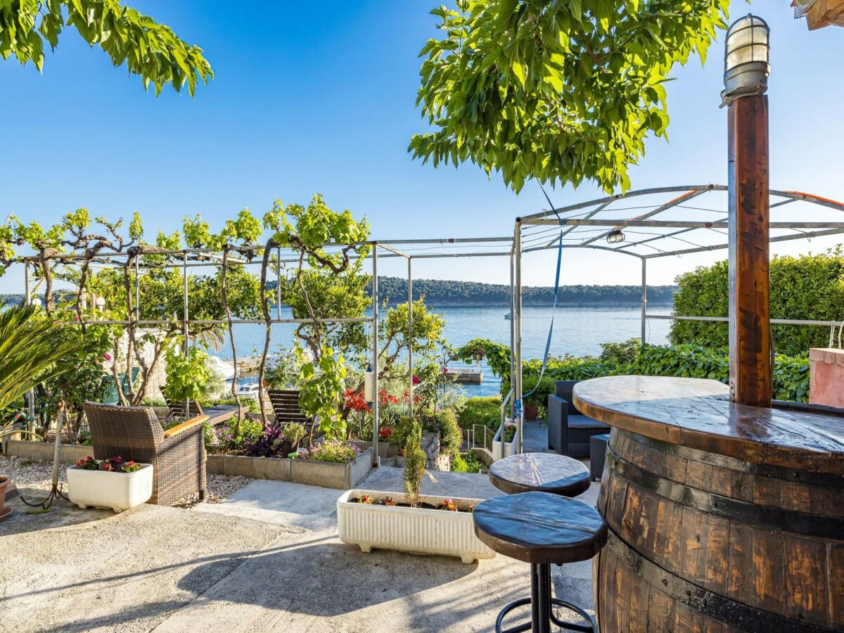 Apartment Wohnung Rab mit privatem Steg und Meerblick