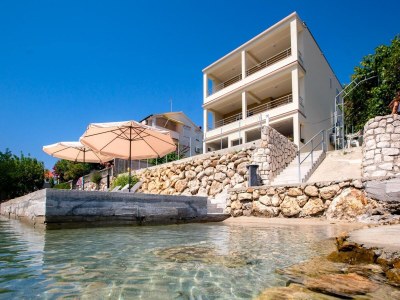 House boat Apartment in Supetarska Draga by the Beach - Outdoor photo 8