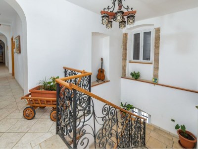 Apartment Apartment in Cres with Sea View and Old Town - Outdoor photo 14