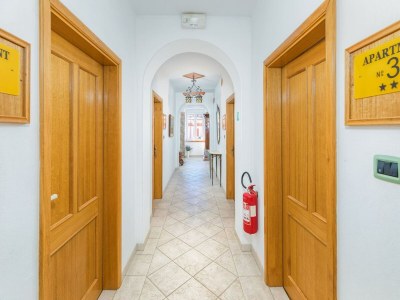 Apartment Apartment in Cres near Old Town & Beach - Features photo 31