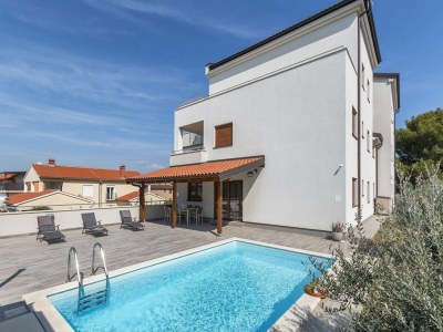 Apartment Apartment in Banjole near Volme Beach - Outdoor photo 3