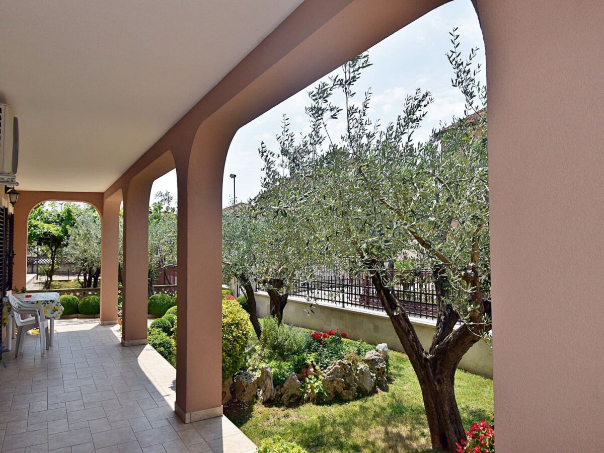 Apartment Wohnung in Pula nahe Hidrobaza Strand - Outdoor photo 3