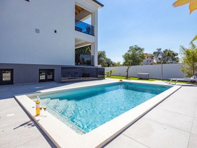 Villa Villa in Štinjan nahe Hidrobaza Strand - Outdoor photo 3