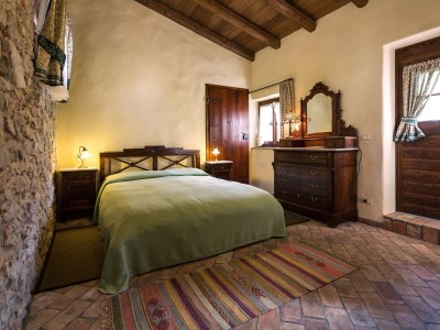 Holiday house "Rambaldo" with garden in castle - Features photo 27