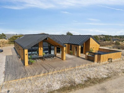 Holiday house 5 star holiday home in Henne Beach - Holiday house