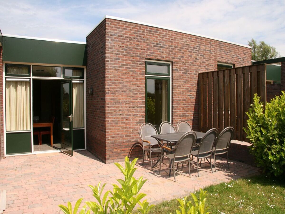 Holiday house Einseitig angebauter Bungalow für 6 Personen. - Outdoor photo 3